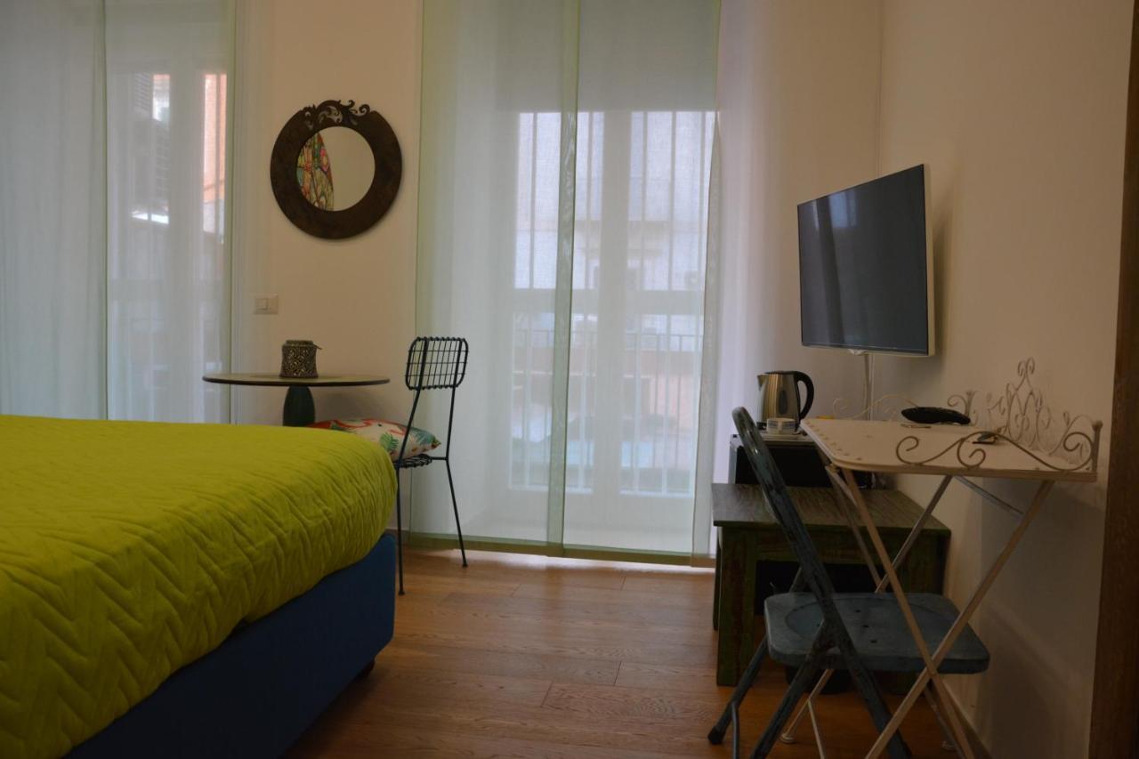 Dimora Megaride Bed & Breakfast Naples Exterior photo